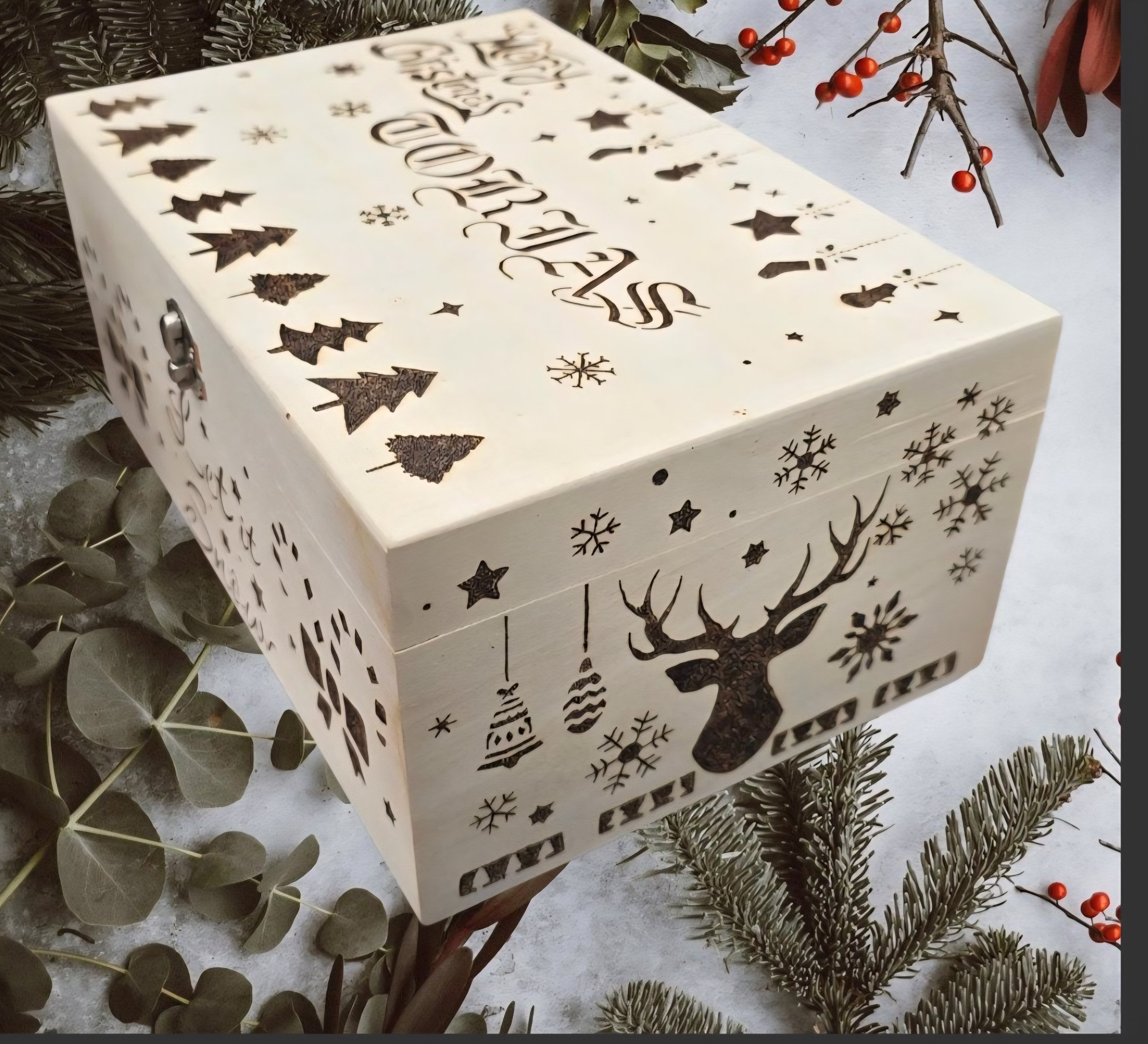Personalised Christmas Eve Box - Handmade Wooden Xmas Eve Box - Pyrography Reindeer & Snowflake Keepsake Box - Cornish Creations