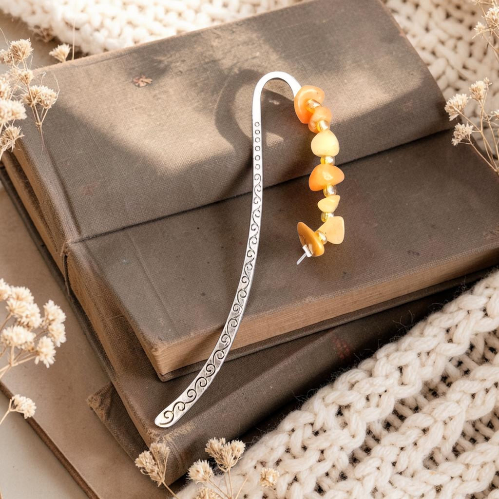 Carnelian Crystal Bookmark - July Birthstone Gift - Handmade Bookmark - Confidence & Motivation Crystal - Spiritual Gift