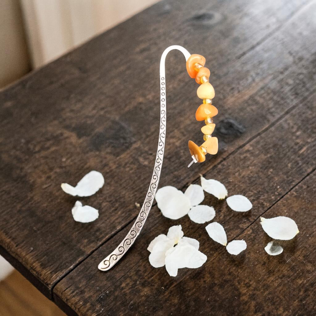 Carnelian Crystal Bookmark - July Birthstone Gift - Handmade Bookmark - Confidence & Motivation Crystal - Spiritual Gift