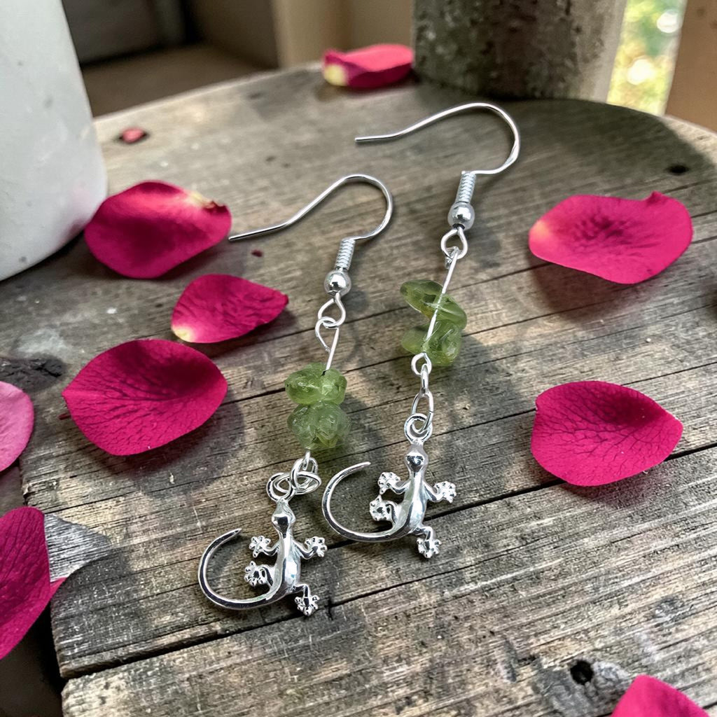 Peridot Gecko Earrings - Green Crystal Earrings - Lizard Jewellery - Nature Inspired Earrings - Boho Crystal Jewellery - Gift for Her