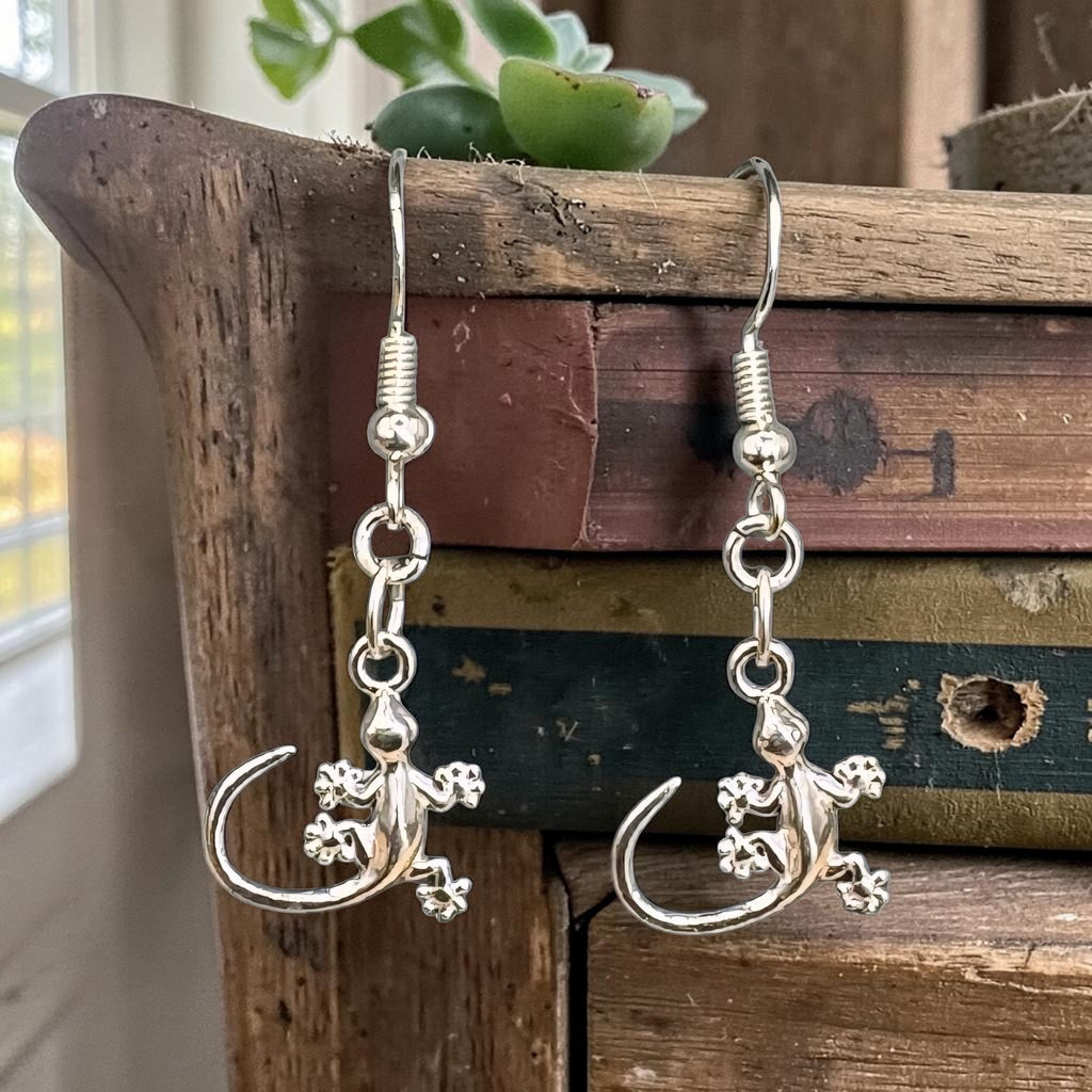 Gecko Earrings - Silver Lizard Earrings - Nature Inspired Jewellery - Minimalist Animal Earrings - Boho Earrings - Gift for Her - Sterling Silvee